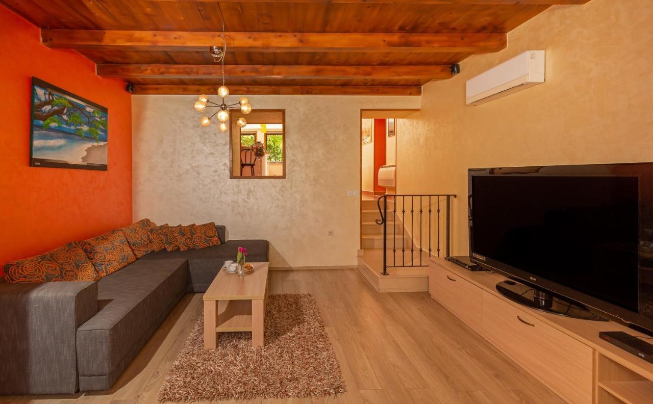 Holiday Home Ana'S Paradise Mlini Exterior foto